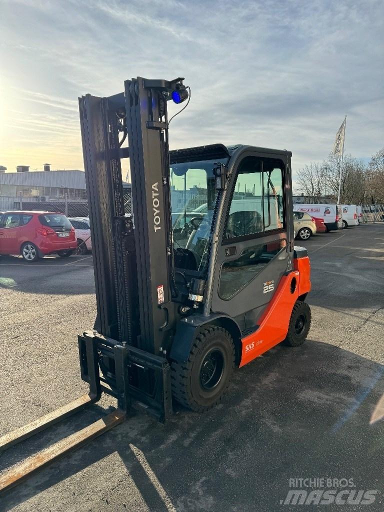 Toyota 52-8FDF25 Дизельные погрузчики