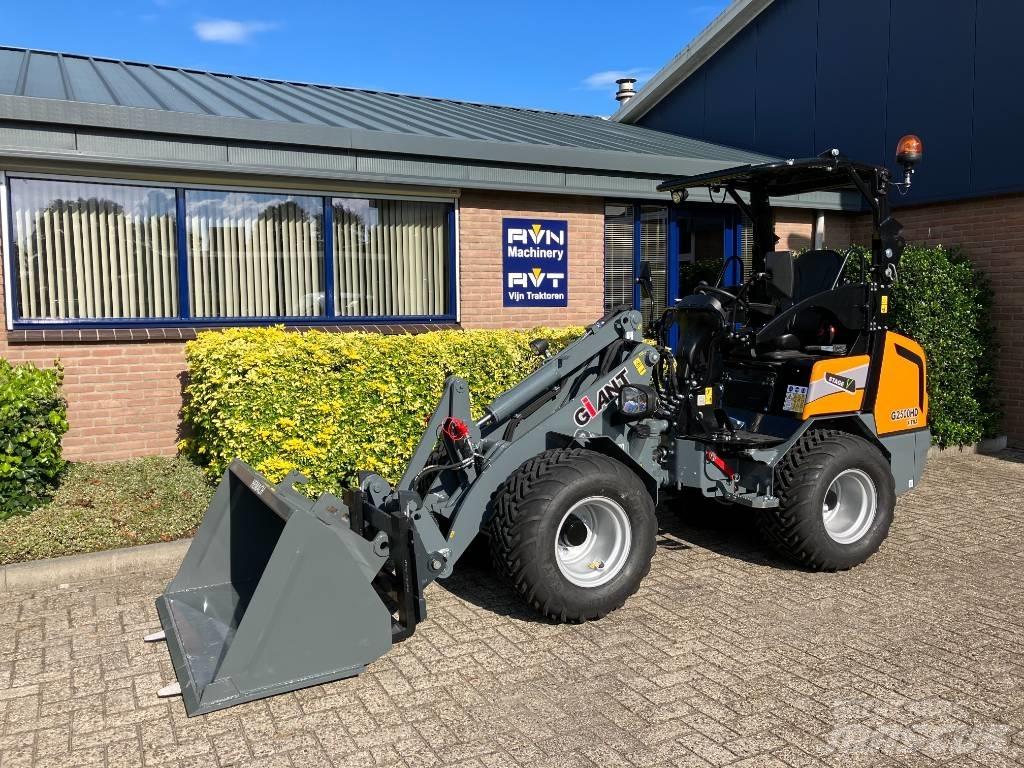 GiANT G2500 HD X-Tra Фронтальные погрузчики