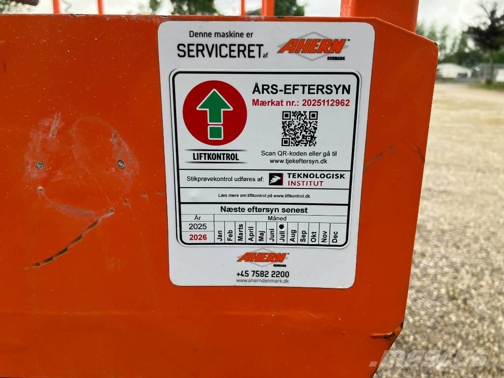 JLG 3246 ES Ножничные подъемники