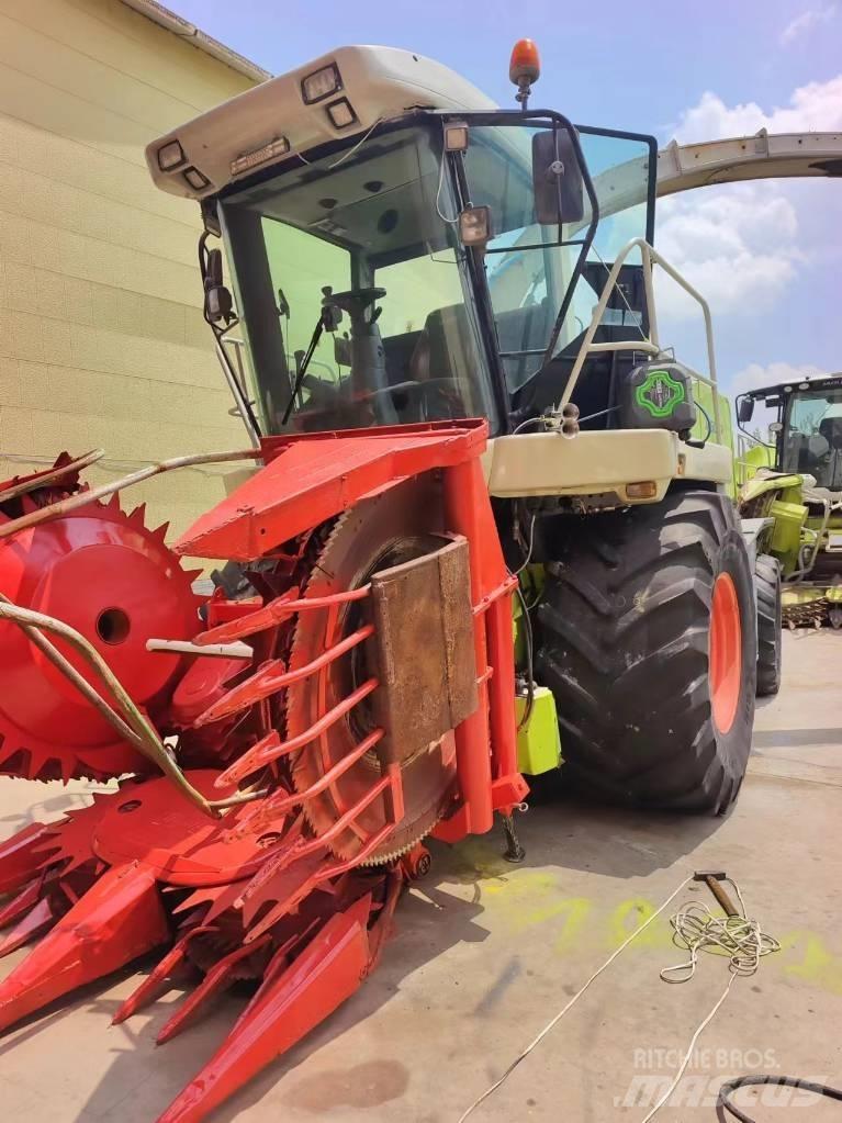 CLAAS Jaguar 870 Самоходные кормоуборочные комбайны