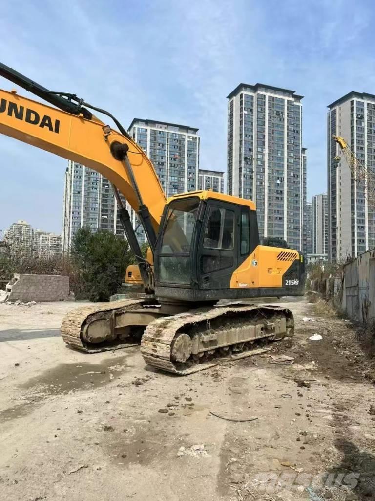 Hyundai 215VS Гусеничные экскаваторы