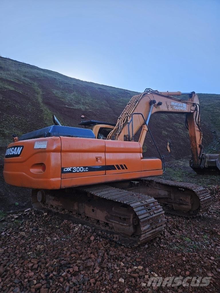Doosan DX 300 LC-5 Гусеничные экскаваторы