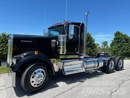 Kenworth W 900 Седельные тягачи