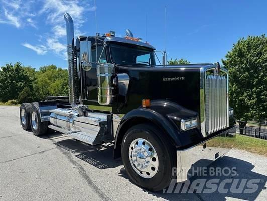 Kenworth W 900 Седельные тягачи