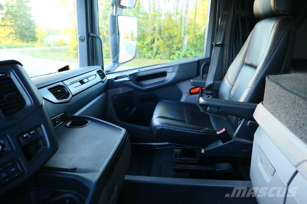 Scania R590B6x2nb Грузовики-Мультилифты