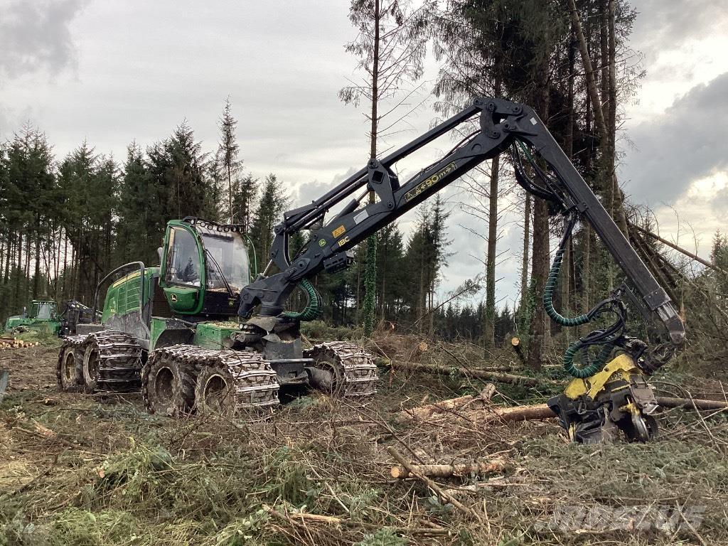 John Deere 1270G Харвестеры