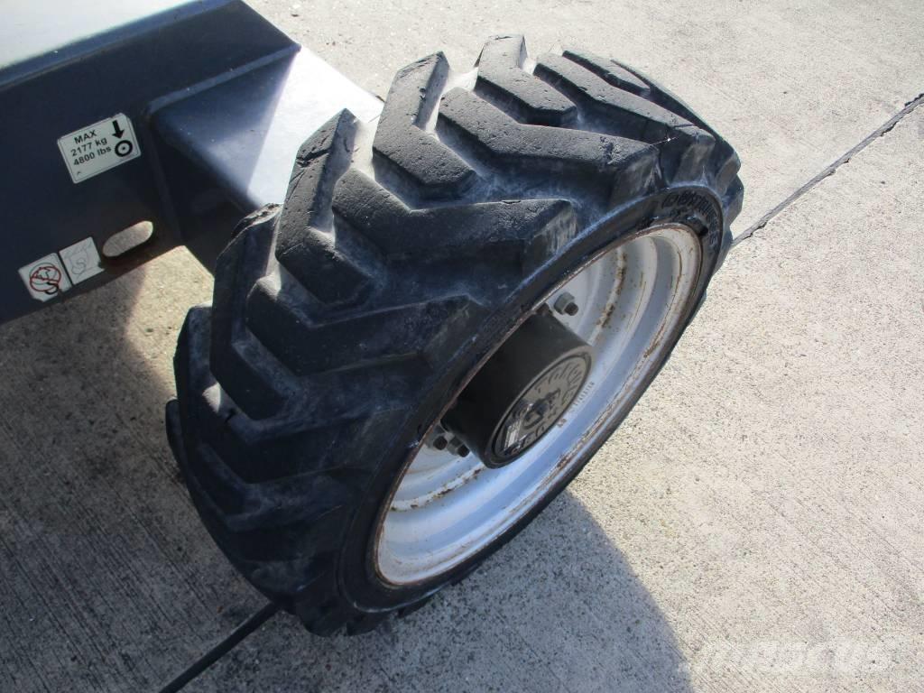 JLG 340 AJ (511) Компактные самоходные стреловые подъемники