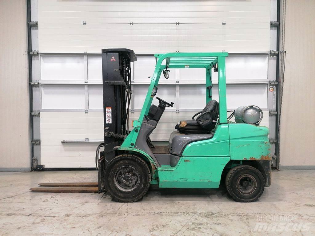 Mitsubishi FG35NT Газовые погрузчики