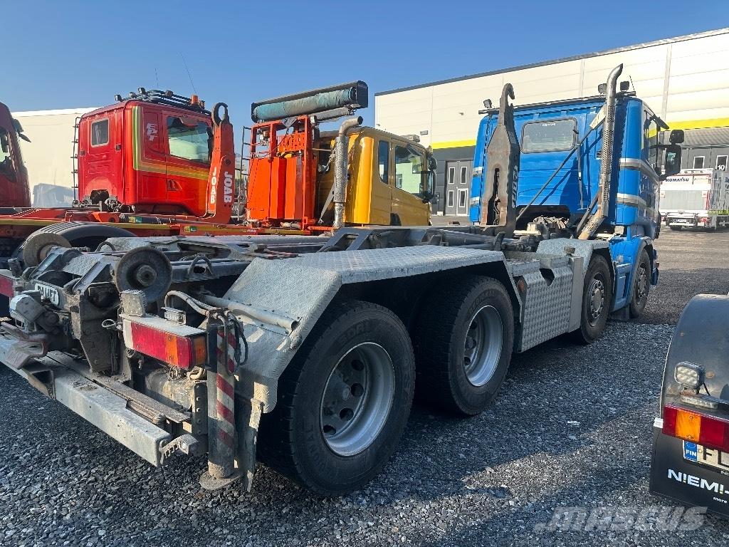 Scania R420 8X4/4 Грузовики-Мультилифты