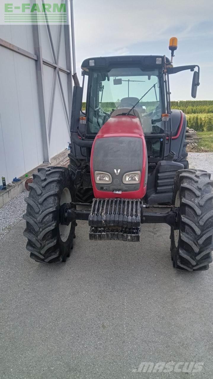 Valtra N101 PRO Трактора