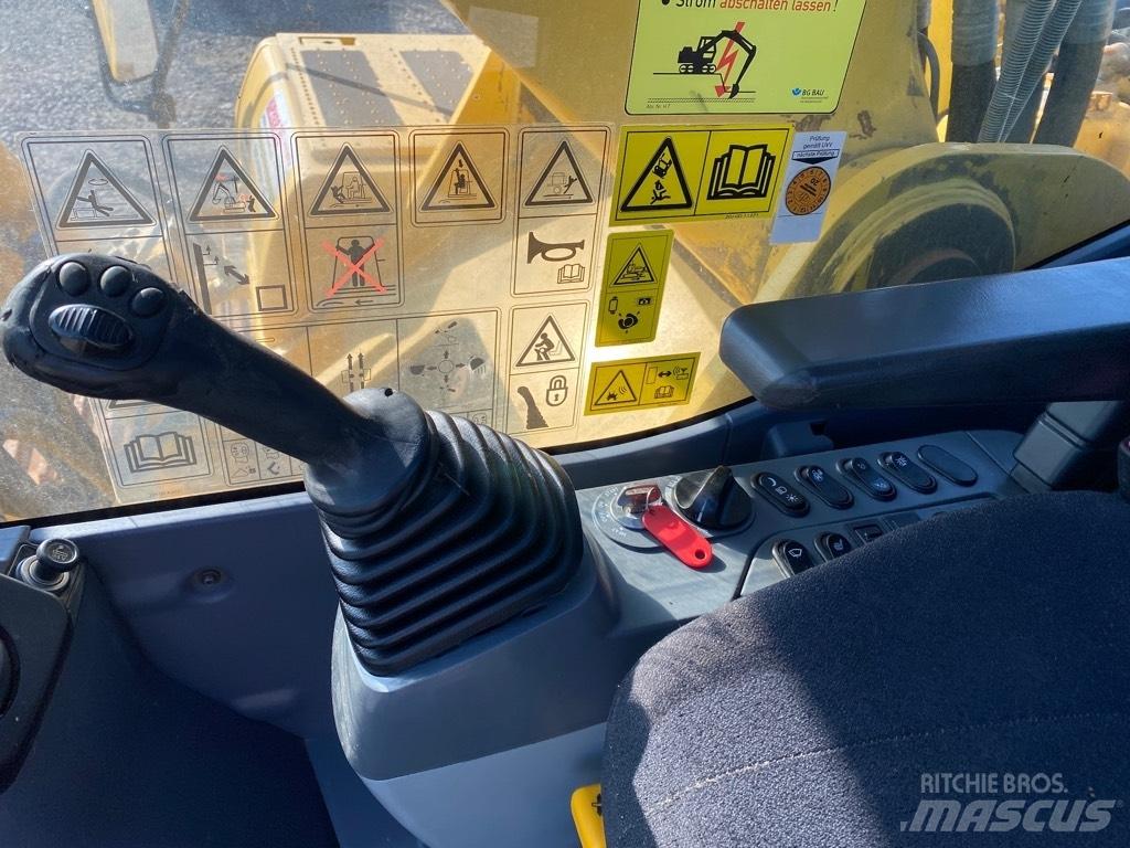 Komatsu PC350LC-8 Гусеничные экскаваторы