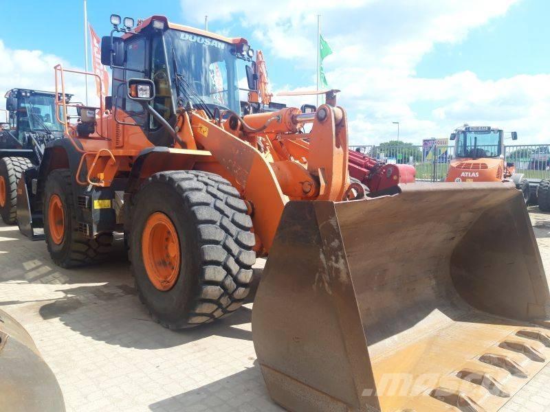 Develon DL350-5 Фронтальные погрузчики