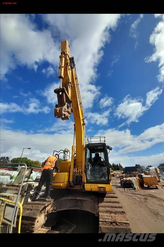 Komatsu PC 210 LC-11 Гусеничные экскаваторы