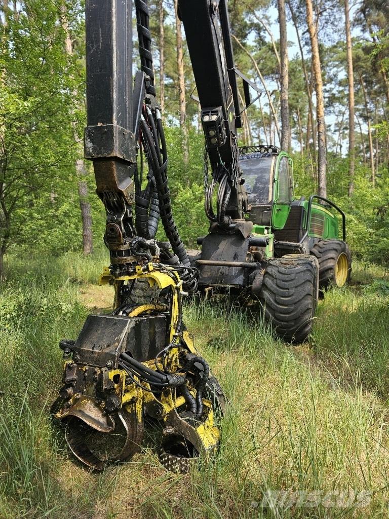 John Deere 1270 E Харвестеры