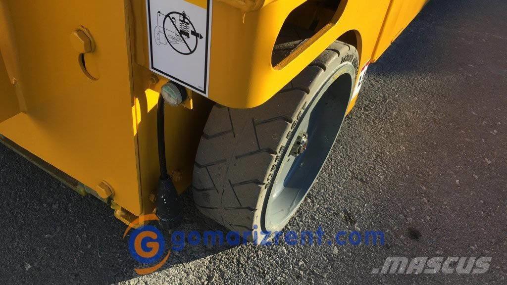 Haulotte Compact 10 Ножничные подъемники