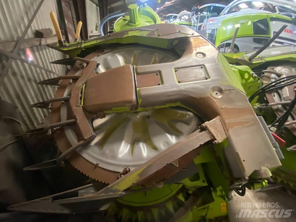 CLAAS Orbis 600 AC Самоходные кормоуборочные комбайны