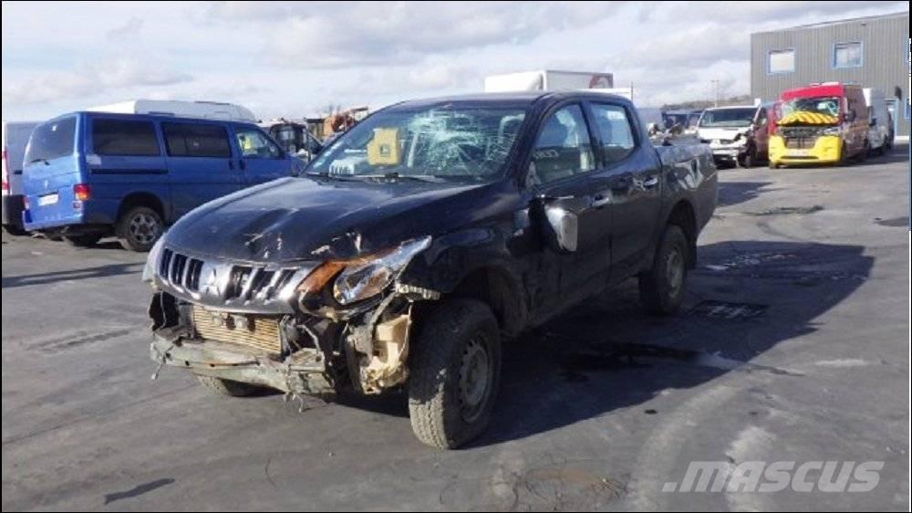 Mitsubishi L 200 4 Бортовые фургоны