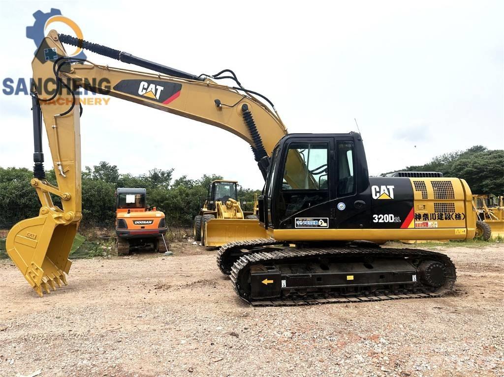 CAT 320 D2L Гусеничные экскаваторы