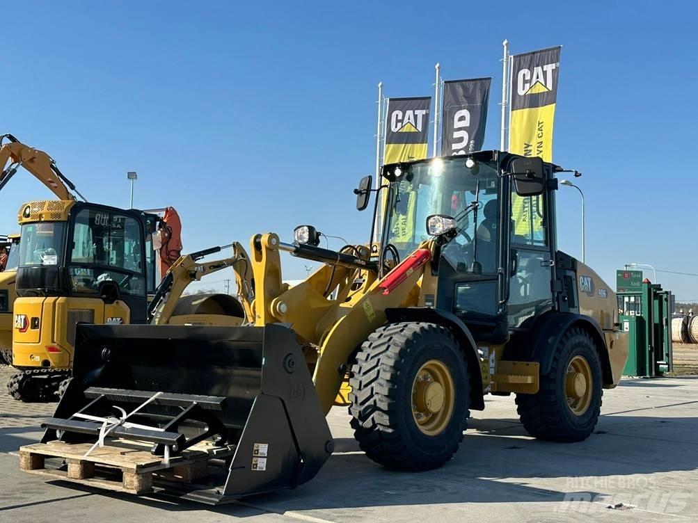 CAT 906 Фронтальные погрузчики