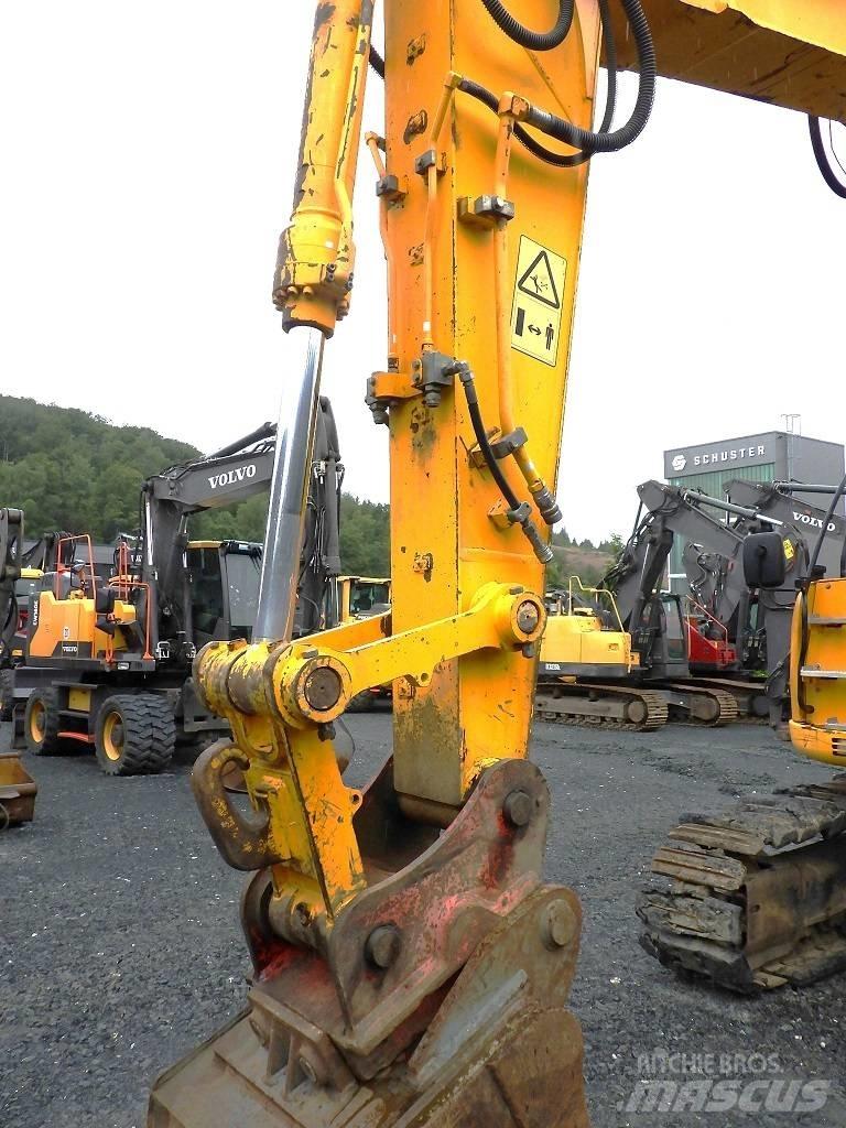 JCB JZ 235 LC Гусеничные экскаваторы