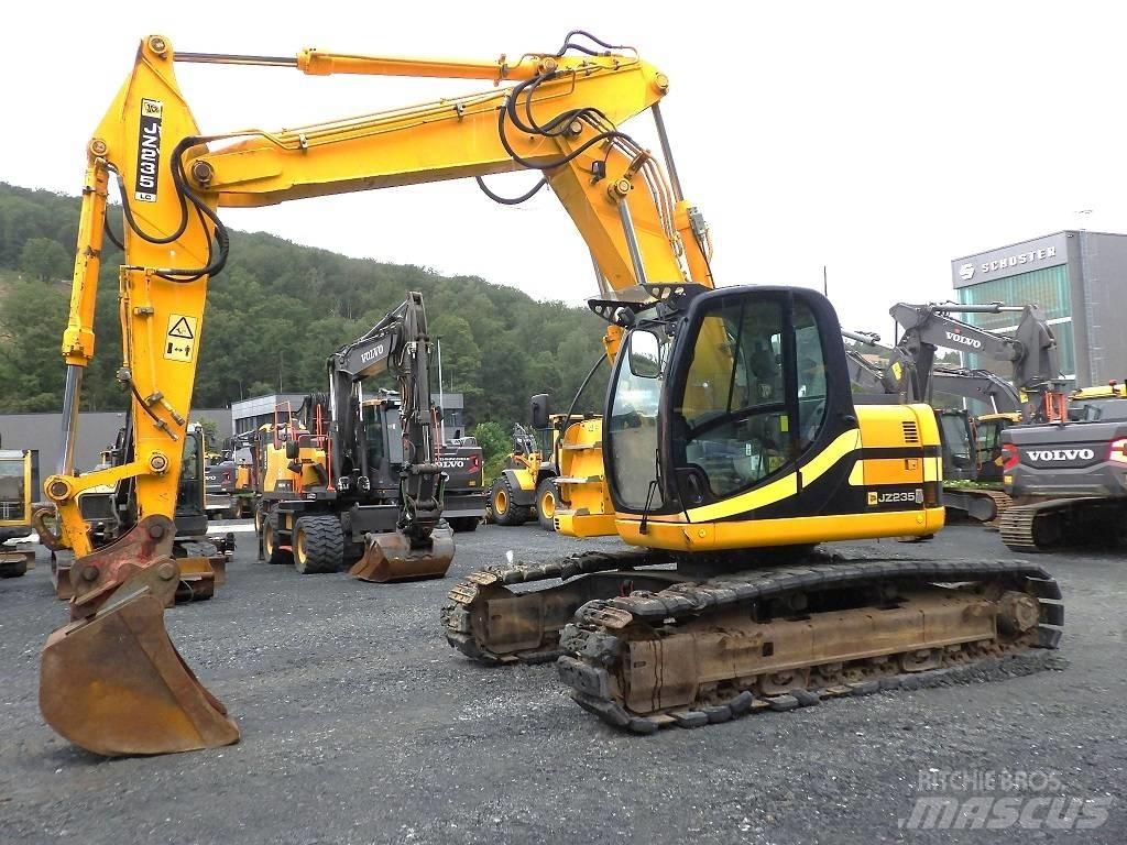 JCB JZ 235 LC Гусеничные экскаваторы