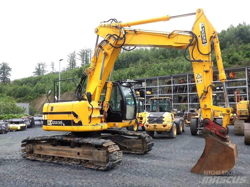 JCB JZ 235 LC Гусеничные экскаваторы