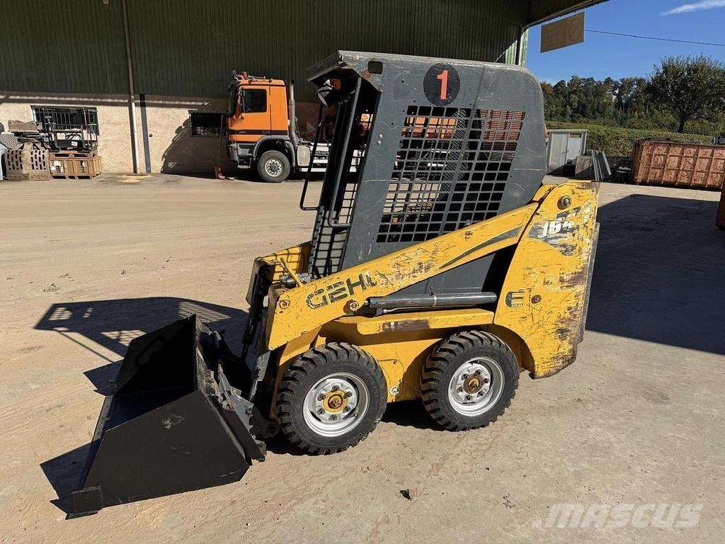 Gehl 1640 Трелевочные трактора