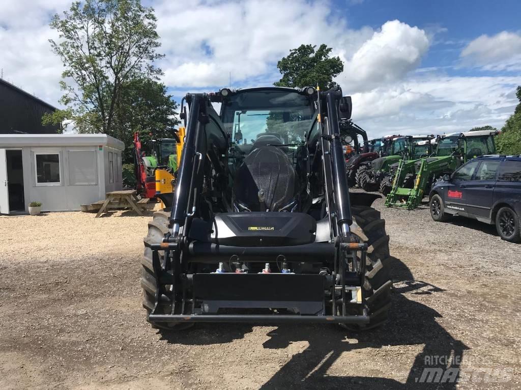 Valtra G 135 A Трактора