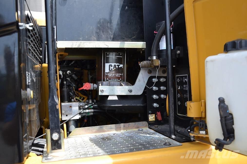 CAT M 315 D Колёсные экскаваторы