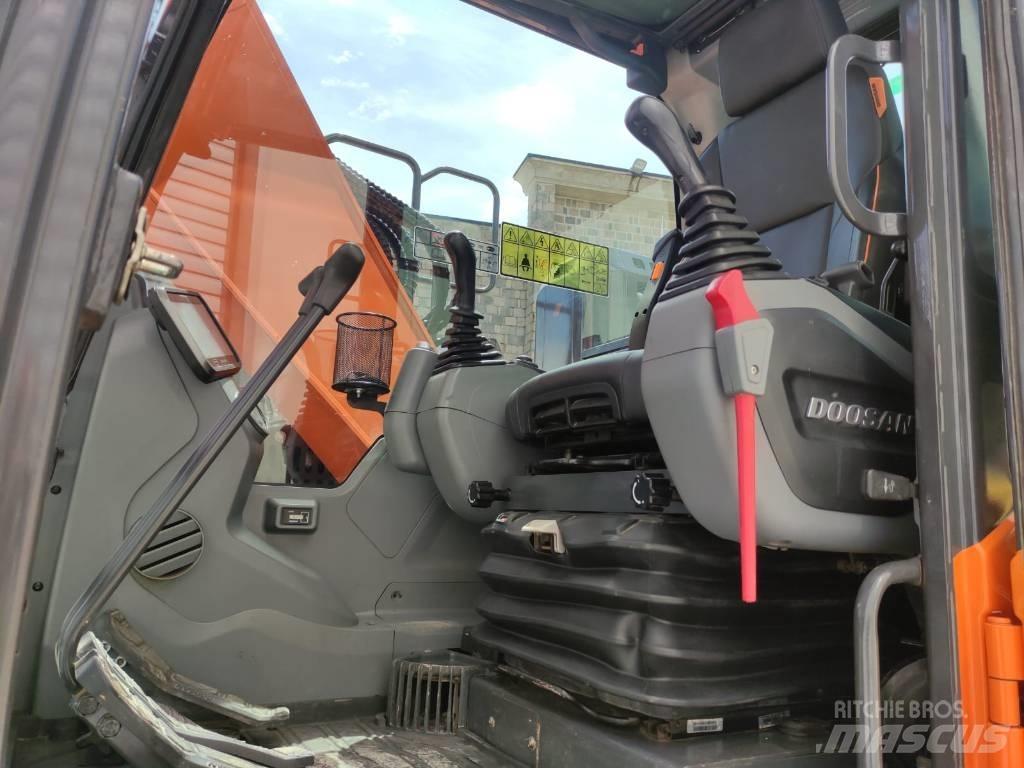 Doosan DX 140 LCR-7 Гусеничные экскаваторы