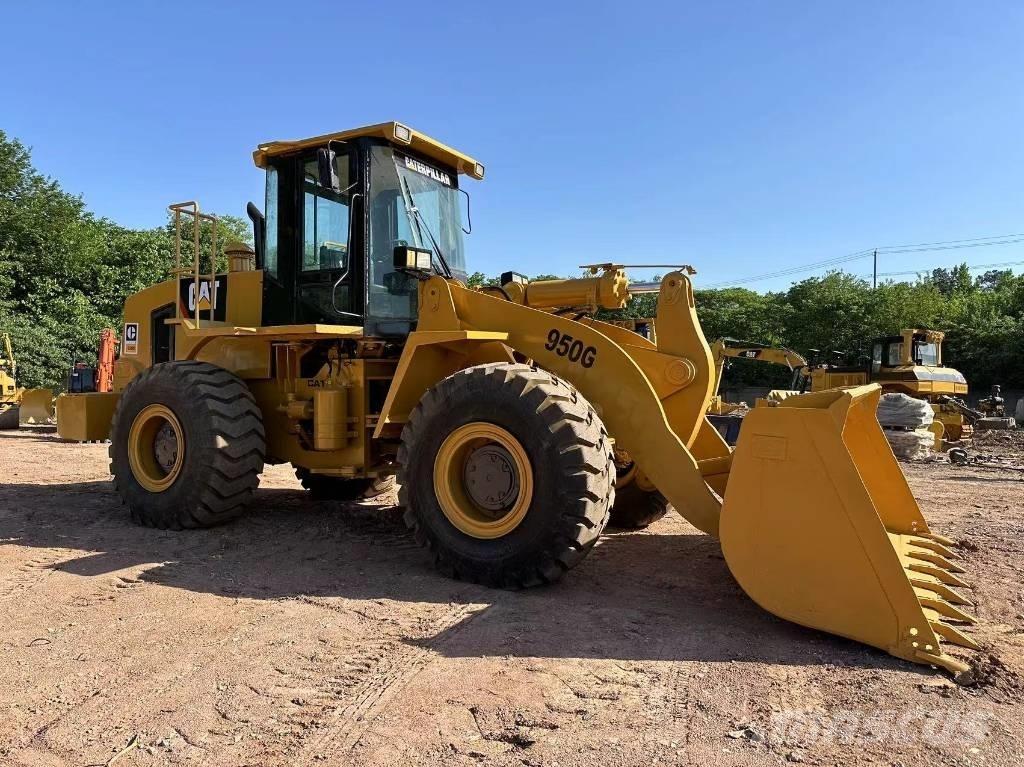 CAT 950G Фронтальные погрузчики