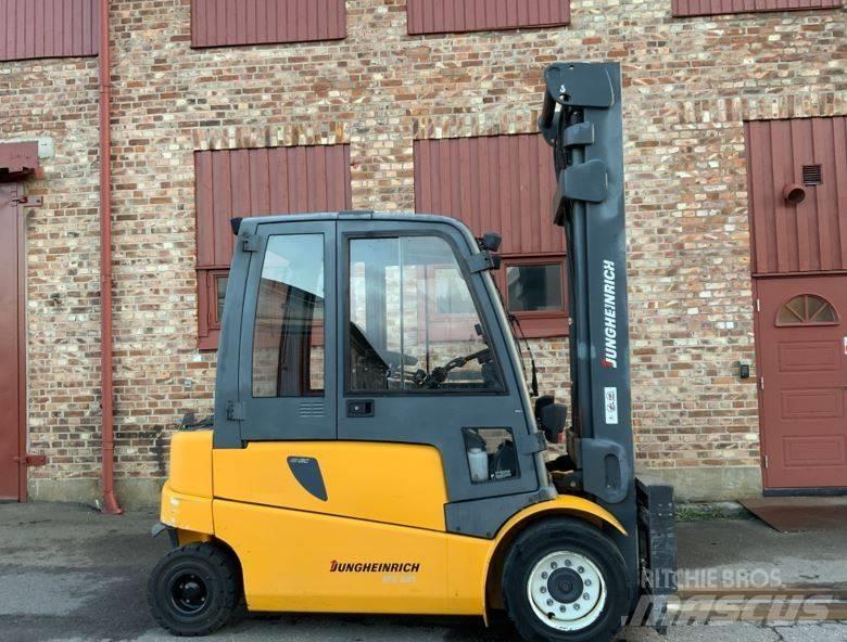 Jungheinrich EFG 550 Электропогрузчики