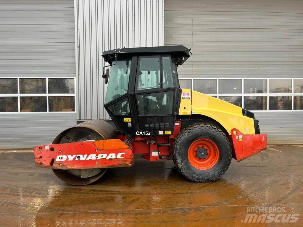 Dynapac CA152D Грунтовые катки