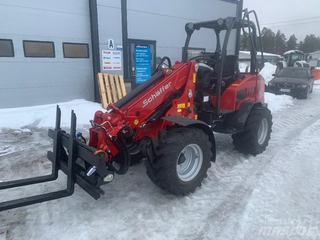 Schäffer 3650T Сельскохозяйственные телескопические погрузчики