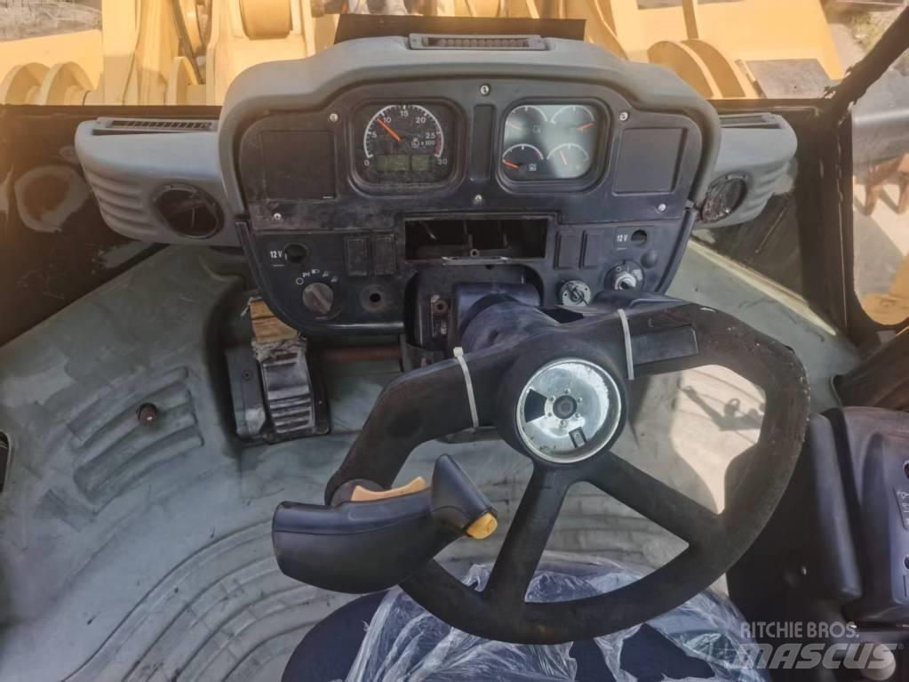 CAT 980 G Фронтальные погрузчики