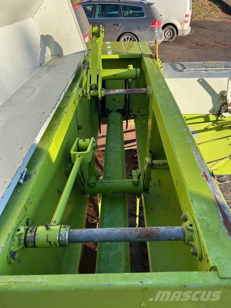 CLAAS Markant 51 Тюковые пресс-подборщики