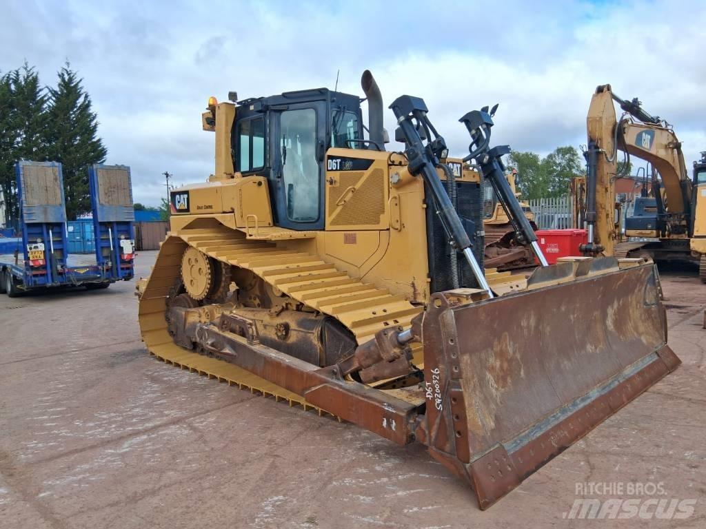 CAT D 6 T LGP Гусеничные бульдозеры
