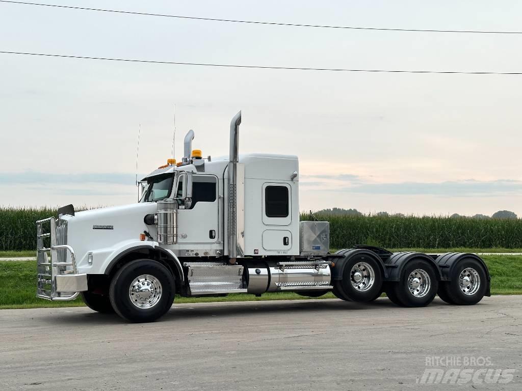 Kenworth T800 Седельные тягачи