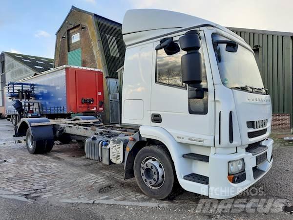 Iveco 120E22 Шасси с кабиной