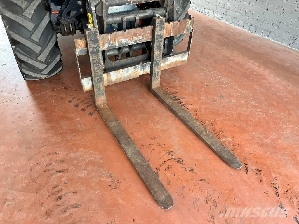 Bobcat TL 358+ AGRI Сельскохозяйственные телескопические погрузчики