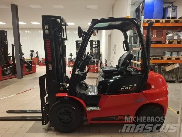 Manitou MI25D Внедорожные погрузчики
