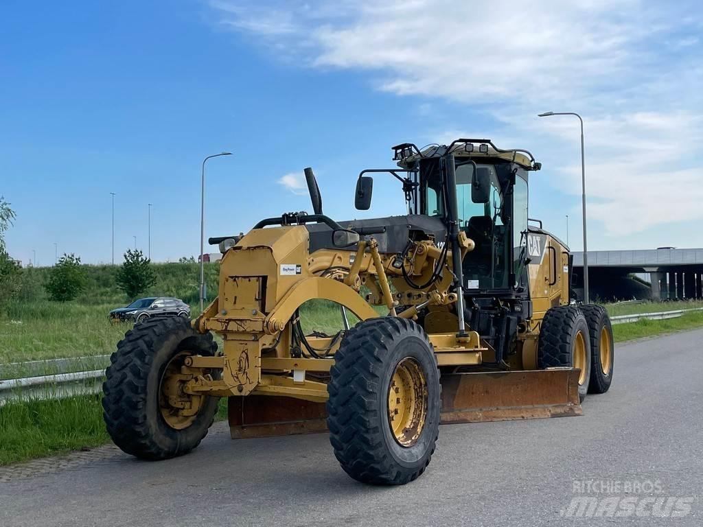 CAT 12M Грейдеры