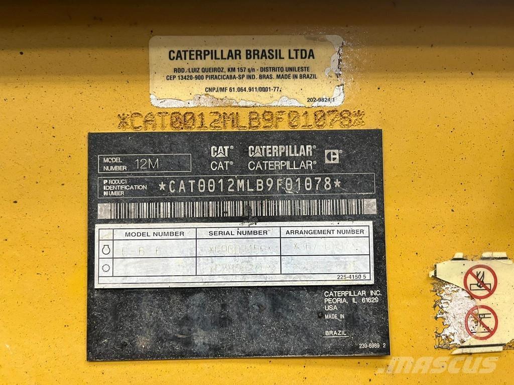 CAT 12M Грейдеры