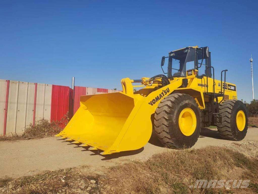 Komatsu WA 380 Фронтальные погрузчики