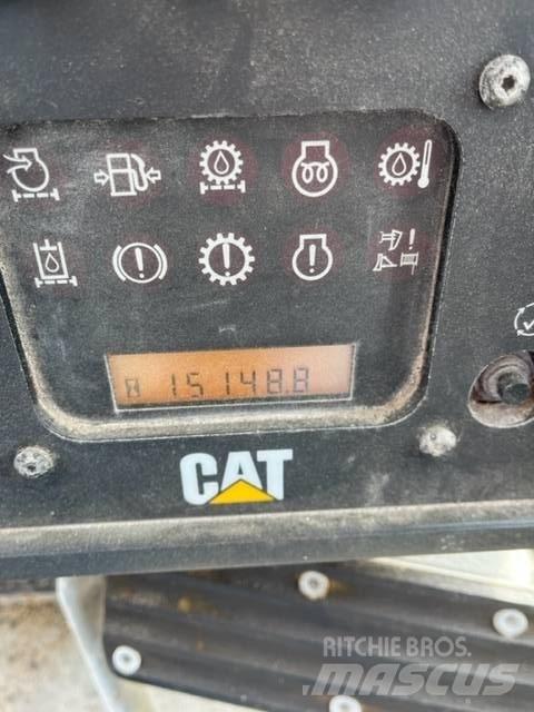 CAT D 6 T LGP Гусеничные бульдозеры