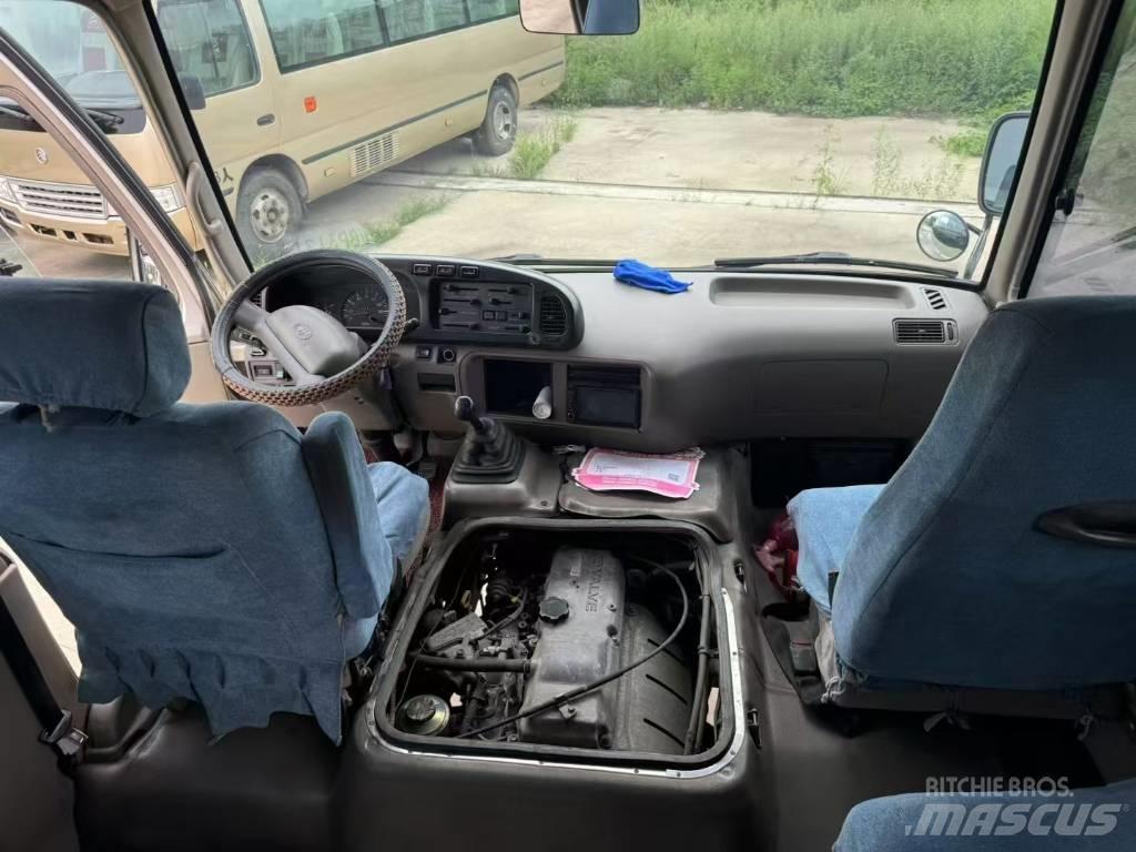 Toyota Coaster Междугородные автобусы