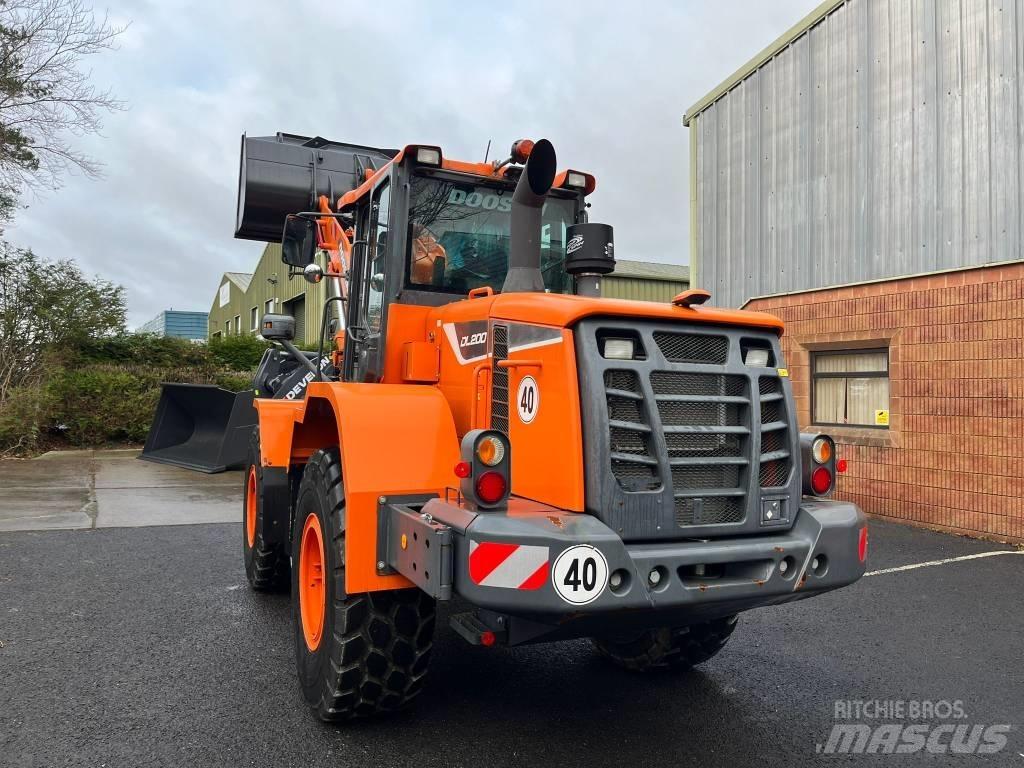 Doosan DL200-5 Фронтальные погрузчики