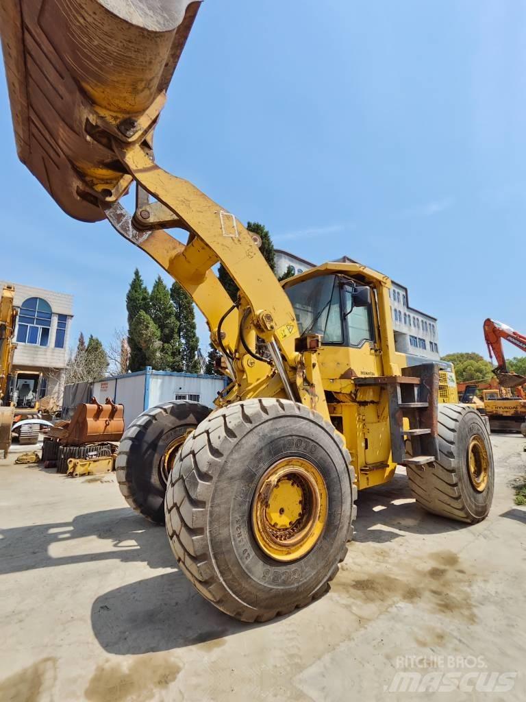 Komatsu WA 500 Фронтальные погрузчики