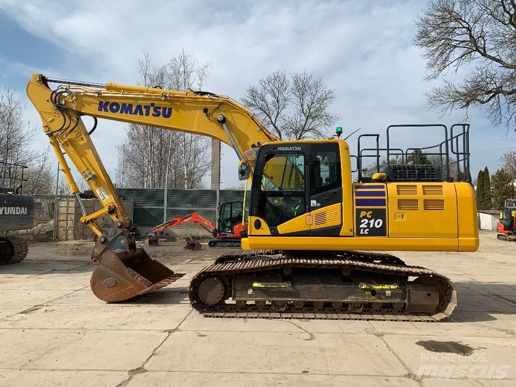 Komatsu PC 210 LC-11 Гусеничные экскаваторы