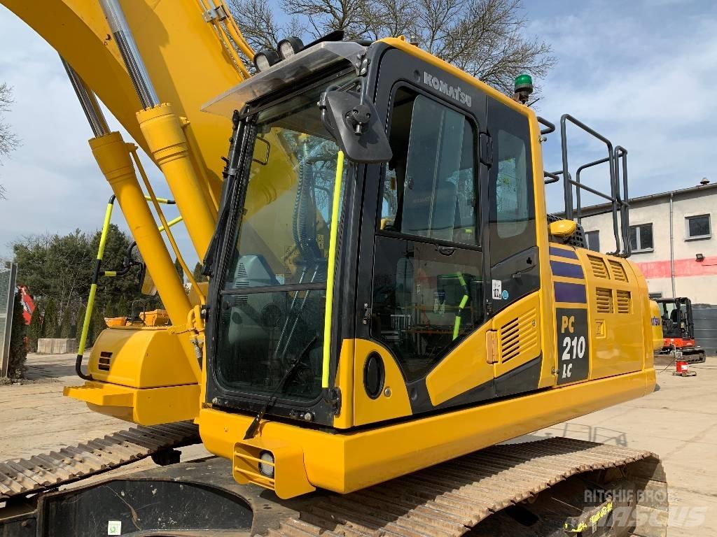 Komatsu PC 210 LC-11 Гусеничные экскаваторы